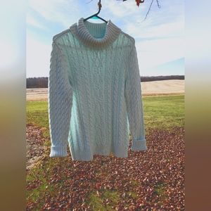 Women's XL Aqua long-sleeved sweater